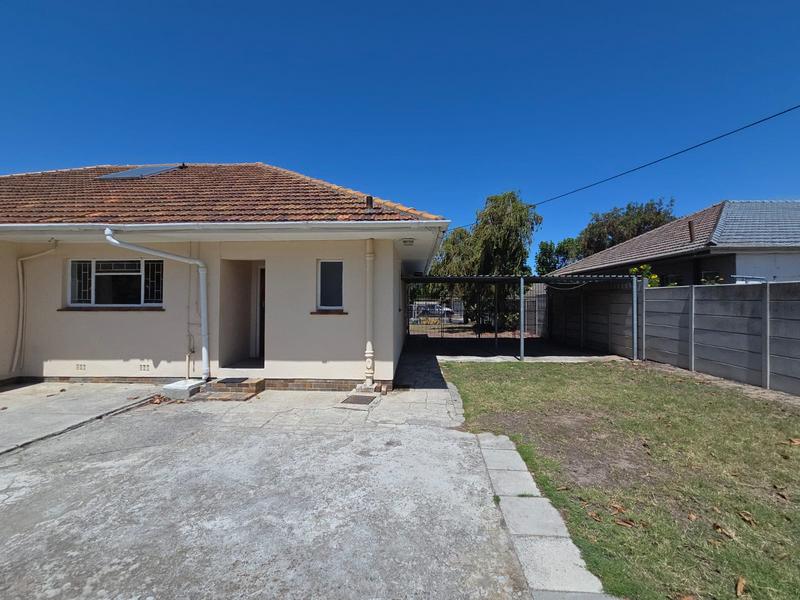 To Let 3 Bedroom Property for Rent in De La Haye Western Cape